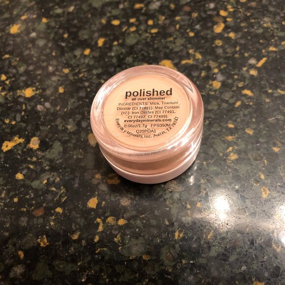 Everyday Minerals Blush Bundle with Brush - Picture 3 of 6